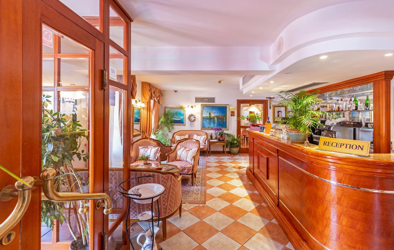 Hotel Ostrea ストン エクステリア 写真